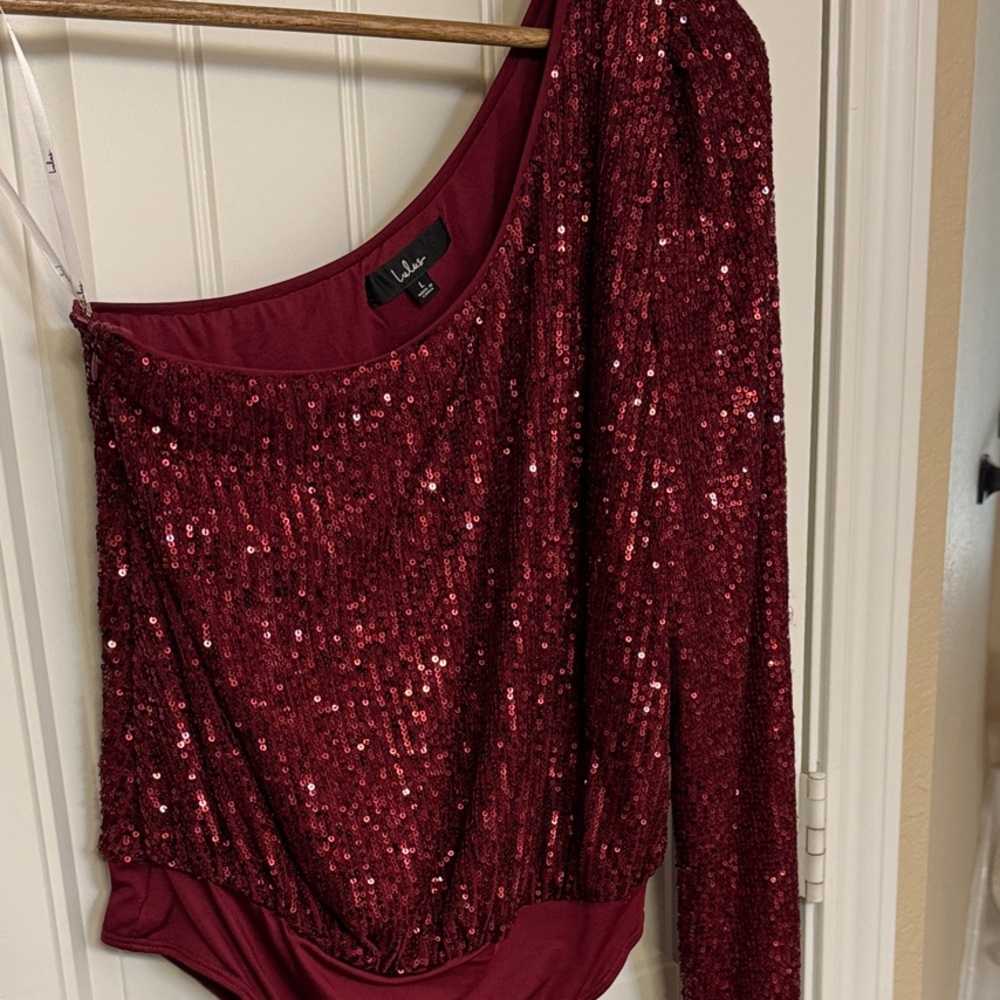 Lulu’s Red Sequin One-Shoulder Bodysuit